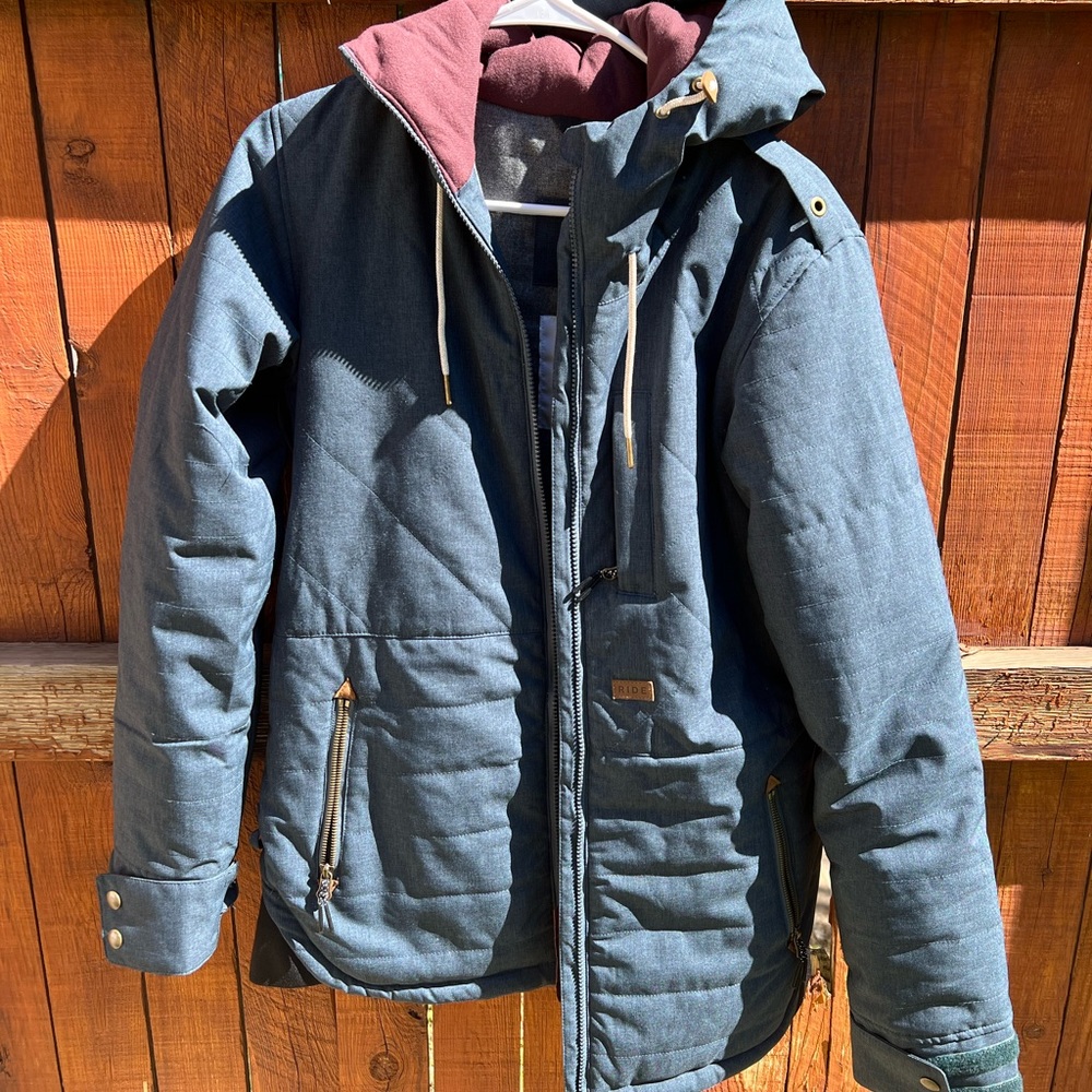 Women’s Snowboard/Ski Jacket